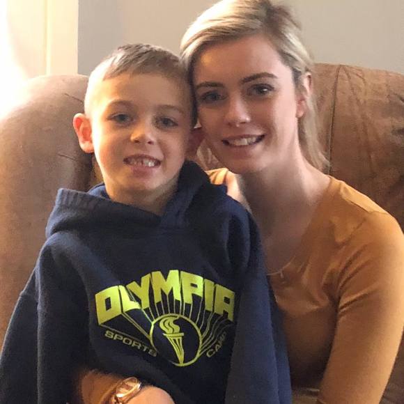 Meet your Posher, Rachel - Picture 1 of 1